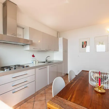 Alto Terrazzo Apartment *